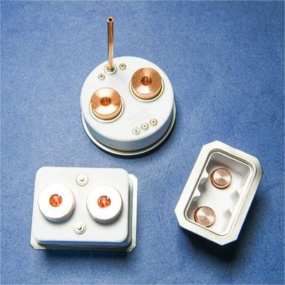 Piastra ceramica di alluminio su misura con costante dielettrica 9,8